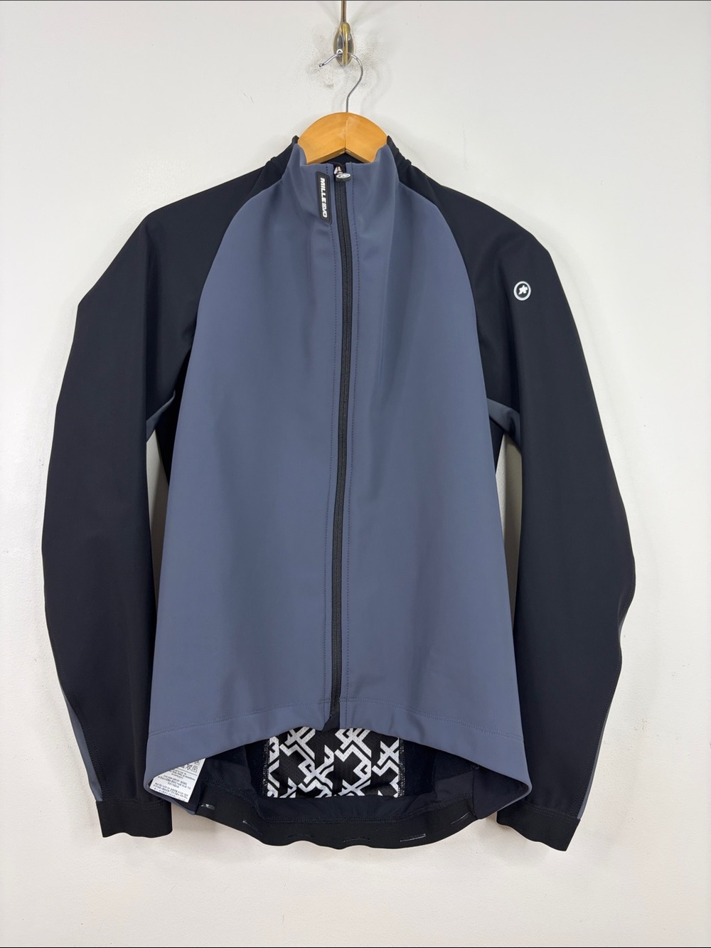 Assos Winter Cycling Jacket Mens XL Gray Black Mille GT Neos Waterproof Stretch